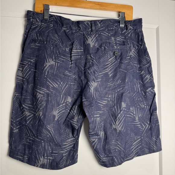 Vince Griffith Slim Fit Palm Print All Hemp Shorts in Coastal - Picture 3 of 8
